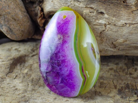 Druzy Geode Agate Pendant Teardrop Green Black Agate Stone 45x30mm Colorful Gemstone Pendant Large Focal Pendant Flat back Jewelry Supplies Druzy Geode Agate Pendant Teardrop Green Black Agate Stone 45x30mm Colorful Gemstone Pendant Large Focal Pendant Flat back Jewelry Supplies