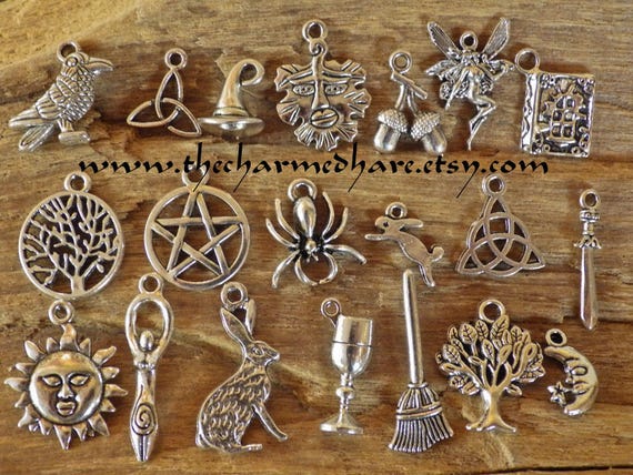 20 X Mixed Pagan Charms Pendants, Silver Wicca Wiccan Gothic Charms Set,  Pentagram Goddess Hare Raven Celtic Knot Tree, UK 