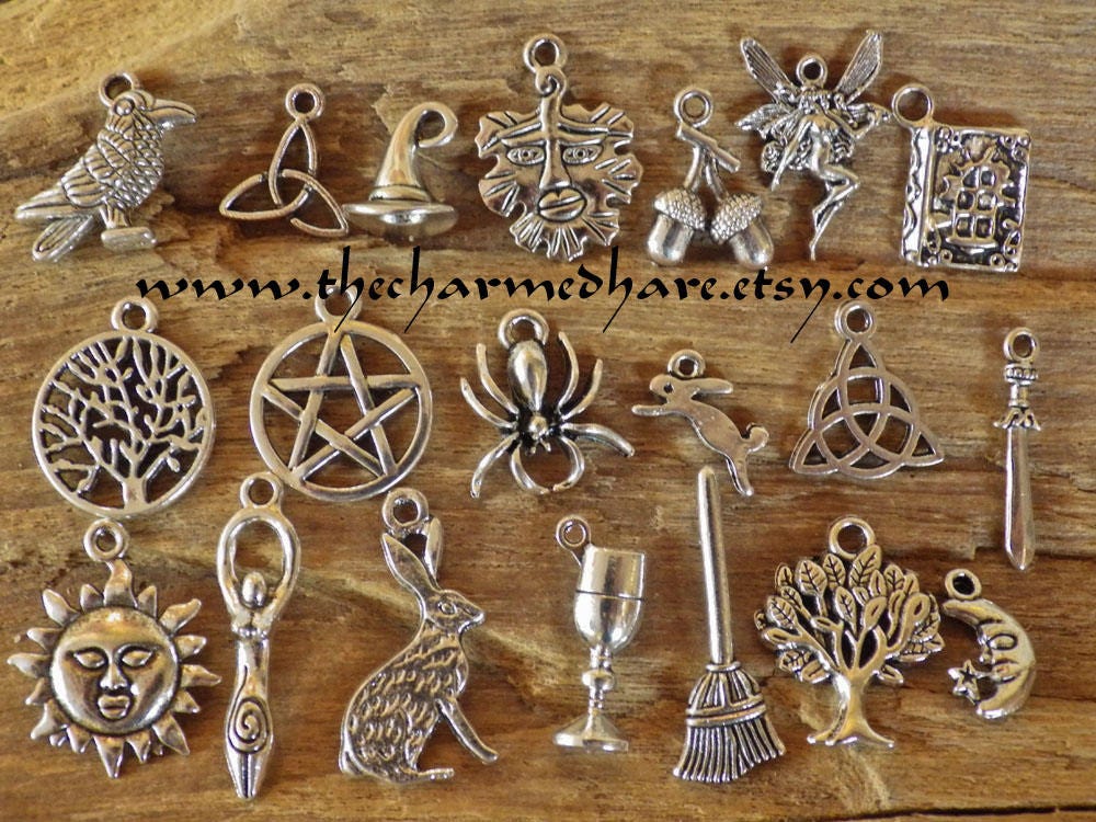 20 x Wiccan Wicca Pendants, Mixed Bracelet Charms, Silver Gothic Pagan Charm Casting Confetti, Wholesale Necklace Charms Set, Pentagram C2