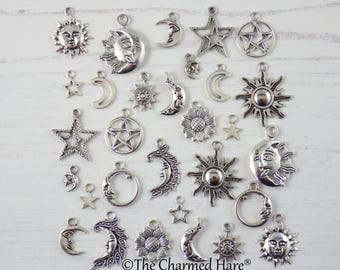 30 dijes de luna, sol y estrella para pendientes o pulseras. Colgantes celestiales paganos al por mayor. Juego de dijes wiccanos variados. Suministros para hacer joyas.