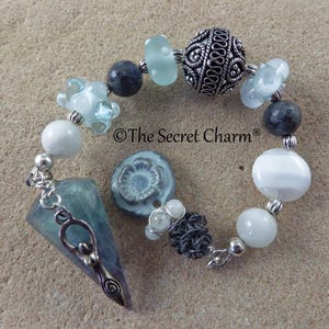 Goddess Aine Pocket Pagan Prayer Beads, Handmade Wiccan Rosary, Moonstone Prayer Mala, Meditation Beads, Worry Beads, Spiritual Gift