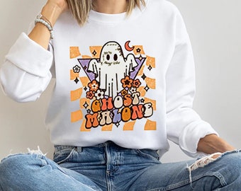 Retro Ghost on a Skateboard Retro Comfort Colors Tee Halloween Ghost Halloween Kleding Gender-neutrale kleding volwassenen Tops & T-shirts T-shirts Trendy 