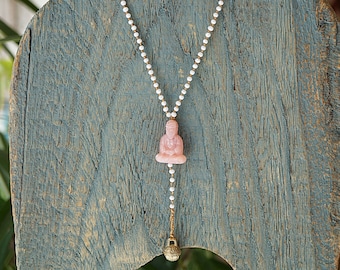 Collana con ciondolo Buddha in stile rosario boho, perline di cristallo e campanella tibetana