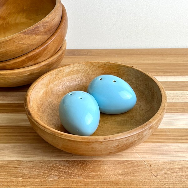 Ceramic Robin's Egg Salt and Pepper Shakers | Glossy Pale Blue Glaze | Spring or Easter Home Décor | Chic Minimalist Pop Art Style