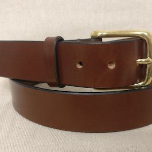 Cinturón de cuero de sedgwick inglés hecho a mano - cosido a mano - Hebilla británica de latón sólido - Elija entre 9 colores