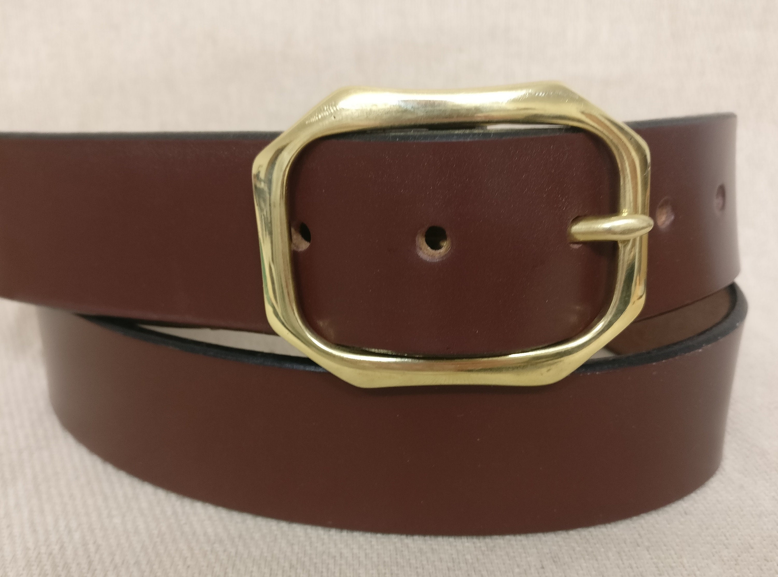 Handmade Sedgwick English Bridle Leather Belt - Hand  display picture 3