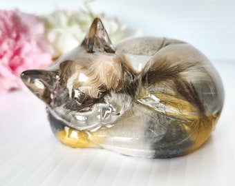Op maat gemaakt kattenbeeld met de vacht/as van uw kat