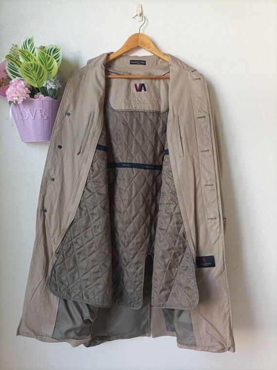 Vintage Valentino Amedeo Tan Trench Coat / Size M Trench Coat