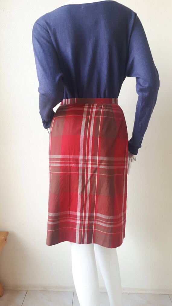 DAKS LONDON Red Tartan Plaid Skirt Size Small. - image 5