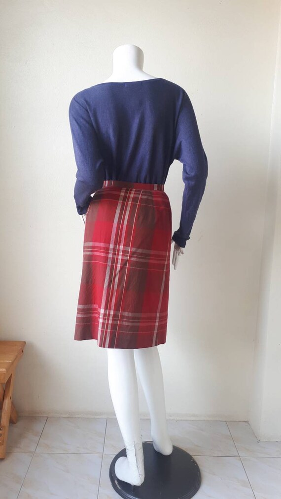 DAKS LONDON Red Tartan Plaid Skirt Size Small. - image 3