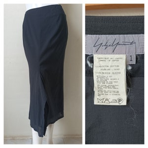 Yohji Yamamoto  Black Skirt - Vintage 80s  Midi Skirt / Designer Skirt Size 1 Small