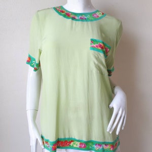 Sale! Vintage 80s LEONARD PARIS Floral Top/ Bright Floral Print Blouse, Size Japan 11AR