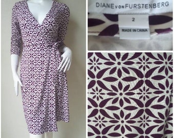Diane Von Furstenberg Robe portefeuille imprimé géométrique taille