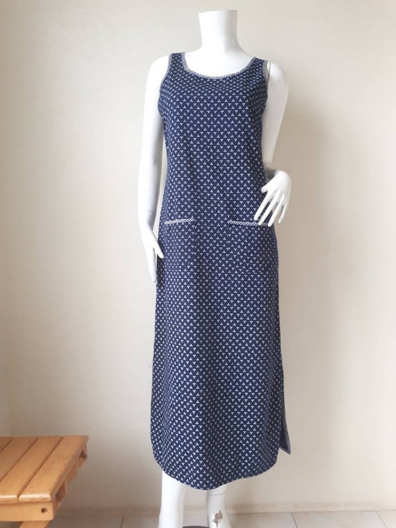 laura navy blue dress