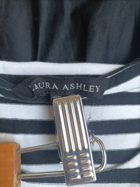 Vintage  Laura Ashley Dress/ Size 9 ,S -M View 5