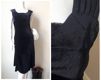Vintage velvet dress //  Black velvet midi dress // Size 2