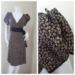 Diane Von Furstenberg Floral Print Wrap dress size 6