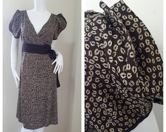 Diane Von Furstenberg Floral Print Wrap dress size 6