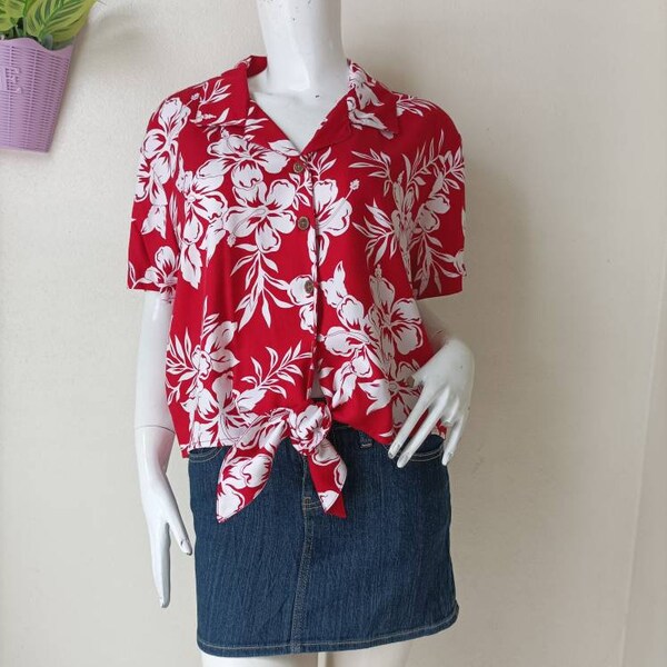 Hawaiihemd abgeschnittene Krawatte vorne Frauen Caribbean Joe Rot & Weiß Hibiscus Flower Tropical Summer Bluse