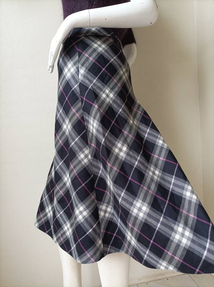 Burberry London Tartan Plaid Skirt Size 36 Waist 28