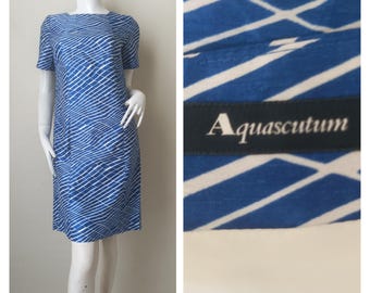 Vestido Aquascutum / Vestido vintage Aquascutum con estampado de seda, talla S, vestido de diseñador, vestidos vintage azules y blancos