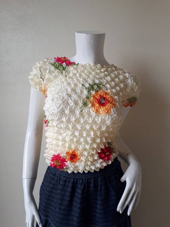 Vintage print micropleat popcorn top | simple crin
