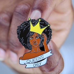 Lapel Pin: Queens Only