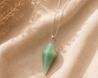 Grüne Aventurin Halskette Pyramide Kristallanhänger Natürlicher Edelstein Schmuck