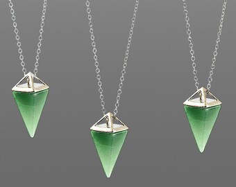 Aventurin Halskette Grün Kristall Pyramide Anhänger Healing Layered Schmuck Boho-Stil