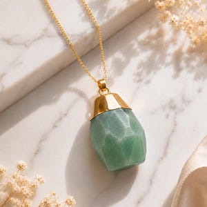 Green aventurine necklace Nephrite necklace Aventurine pendant Green drop necklace chain necklace Meditation stone necklace Healing crystal image 8