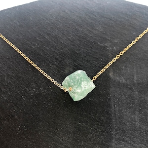 Raw aventurine crystal necklace Aventurine pendant necklace Green aventurine necklace Natural aventurine necklace
