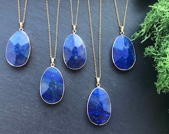 Lapis lazuli necklace with 18k gold chain