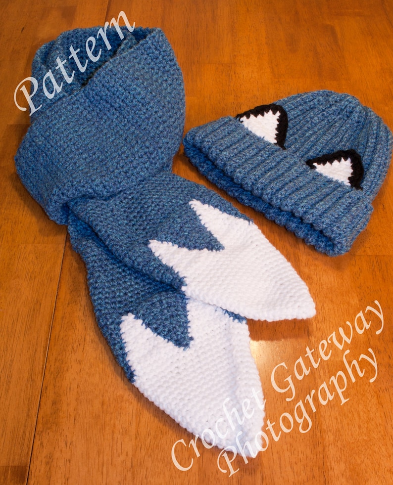 Fox scarf, Double Tail Scarf w/ Pockets and Hat Pattern image 1