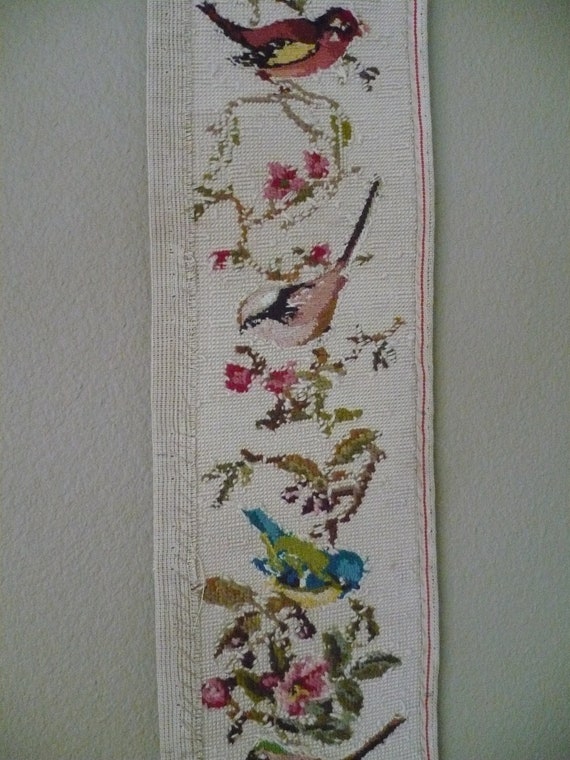 Winter Songbirds Christmas Cardinals /& Chickadees Tapestry Wall Hanging Bellpull
