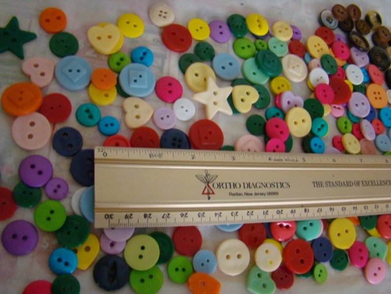 Lot of Medium-Sized Plastic Buttons Destash Unused image 2