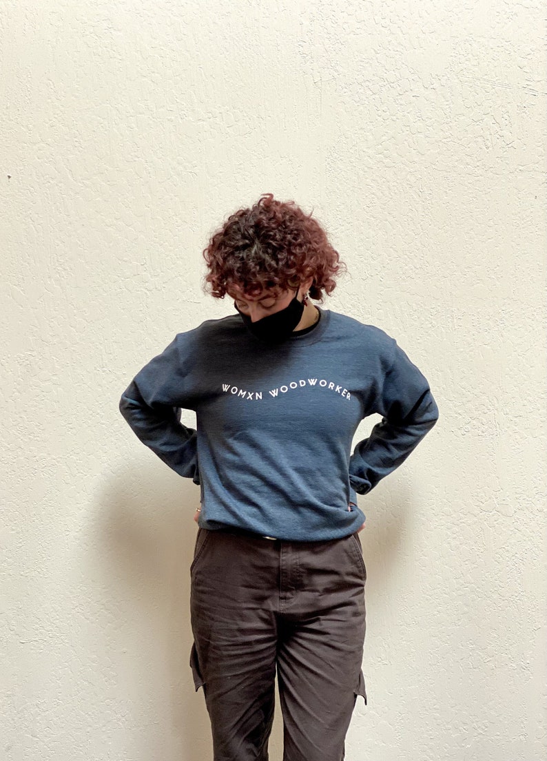 Womxn Woodworker Sweatshirt Heather Grey Crew Neck image 3