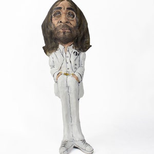 John Lennon Pappmaché Figur