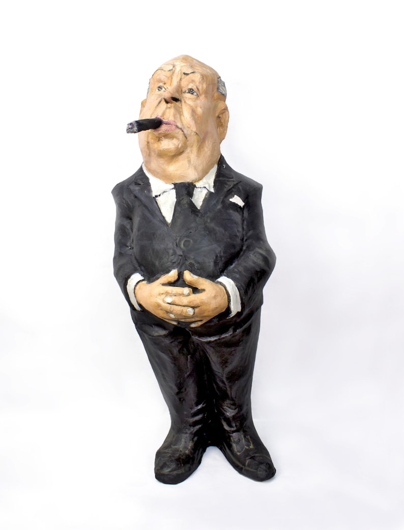 Alfred Hitchcock paper mache figure imagen 1