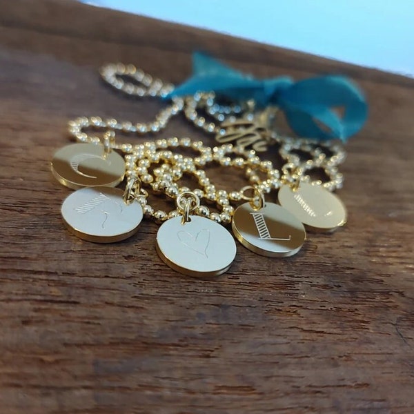 Kette personalisiert mit 5 Plättchen, Kette Gold Buchstaben, Mama Kette, Familienkette