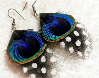 Boucles d'oreilles plume de Pintade et de Paon.