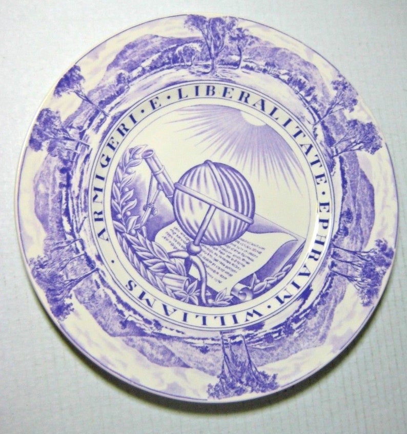 Vintage Purple Wedgwood Williams College Seal Dinner Plate