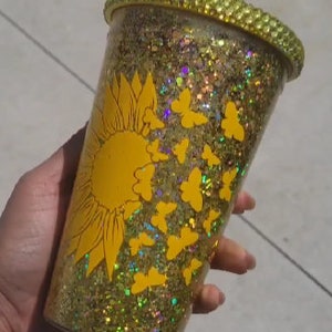 Gobelet boule à neige à paillettes tournesol à papillon de 16 oz
