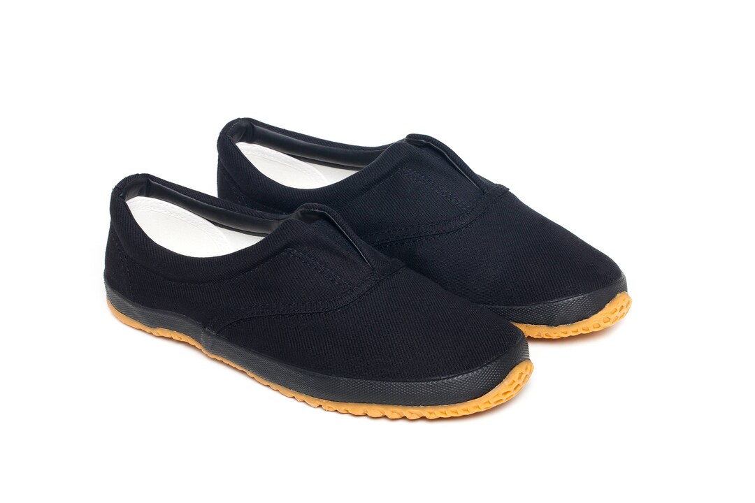 TORO : Japanese Vegan Shoes Stylish, Flexible Shoe for Day-to-day Wear ...