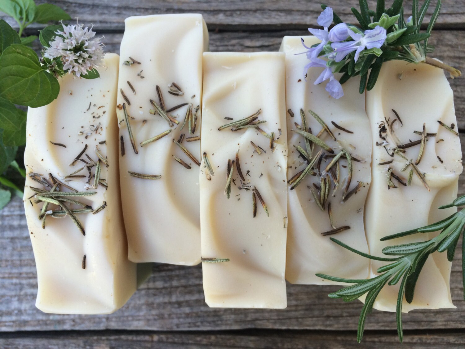 ROSEMARY OATMEAL MINT HANDMADE ARTISAN BAR SOAP, 5 OZ. – Pine Tree Road Soap