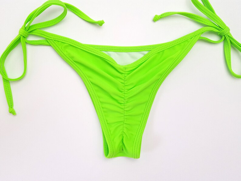 scrunch bikini