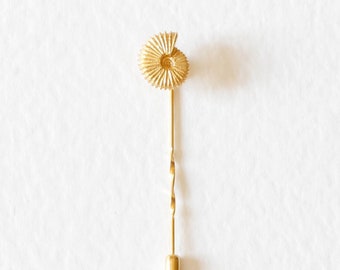 Ammonite Tie Pin – Twist Tie Pin – Argent/ Or, épingle de cravate fossile, nombre d’or, mariage à la plage, épingle de cravate nautique, épingle de cravate de marin