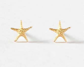 Starfish Earrings - Gold/Silver, starfish studs, gold studs, beach earrings, holiday earrings, silver studs, gold earrings, nautical earring