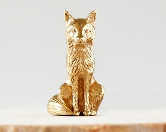 thumbnail image 2 of Handmade English Pewter Fox Vixen Head Lapel Pin Badge – Wildlife Brooch – Gift Boxed – Made In UK 2 of 6