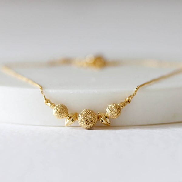 Dahlia Leaf Necklace - Silver/Gold/Rose Gold, dahlia necklace, flower necklace, wedding necklace, delicate gold necklace, floral necklace