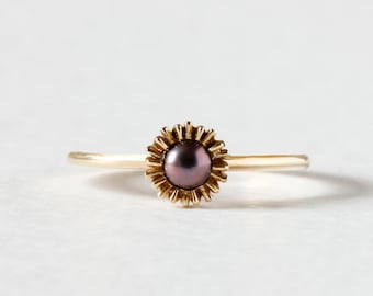 Dahlia Bud Peacock Pearl Ring - Gold.  Gold pearl ring, pearl stacking ring, sunflower ring, flower ring, gold stacking ring, delicate ring
